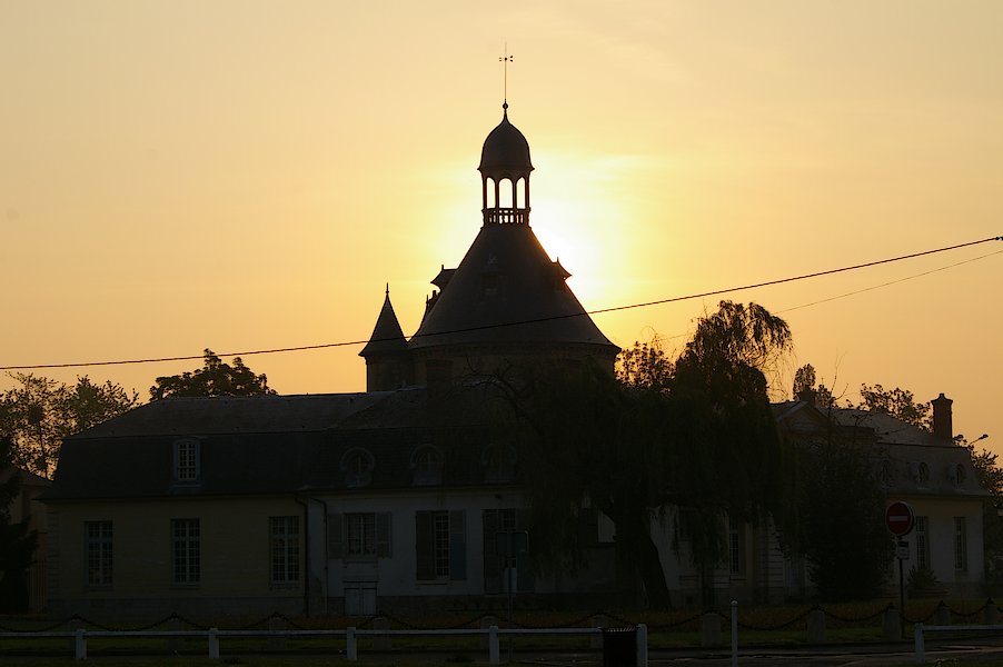 Le Donjon de Ste Genevieve-des-Bois: Le Donjon 020